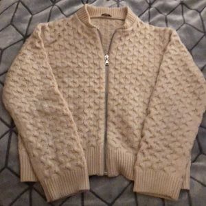 Women’s zip sweater